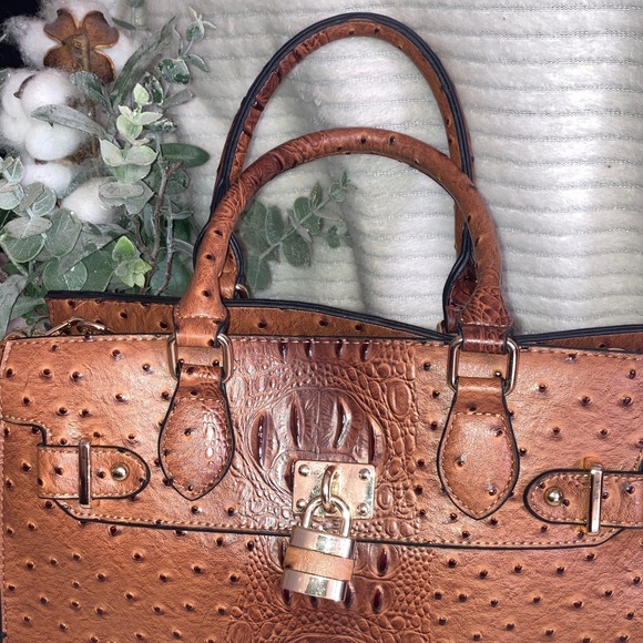 Dasein Elegant Brown croc and ostrich embossed hand bag - Picture 2 of 14